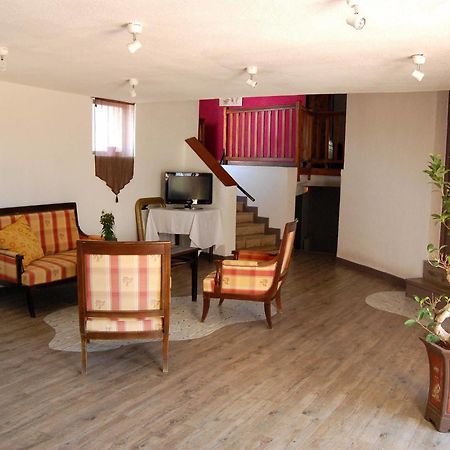 Hotel Le Domanial Commelle-Vernay Bagian luar foto